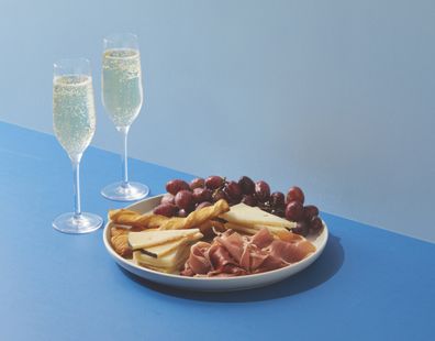 Aldi Summer wine and cheese