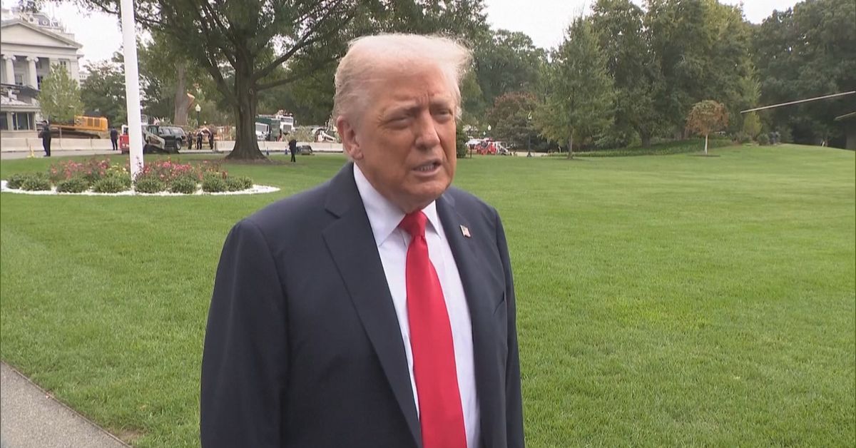 Donald Trump’s shocking threat to Aussie reporter John Lyons: ‘You’re hurting Australia’