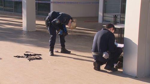 Man in coma achtergelaten na explosie in restaurant in Parramatta.