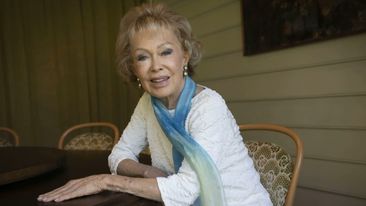 Blanche d'Alpuget, widow of Bob Hawke, dies aged 82