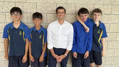 Dr Justin Coulson visits the Top Blokes Program in schools.