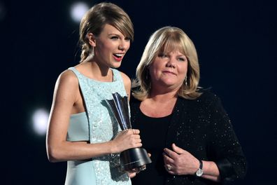 Taylor Swift and Andrea Swift