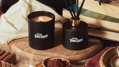 tim tam mothers day gift set candle and diffuser
