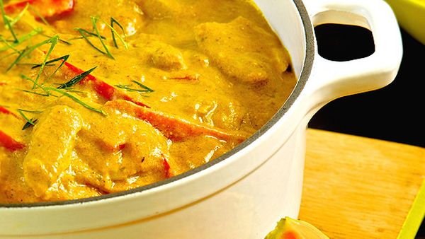 Papaya and chicken curry