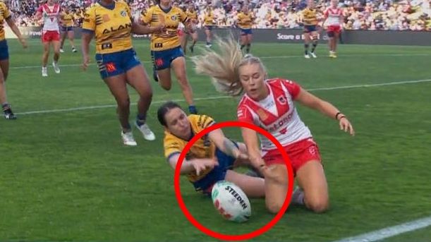 LIVE: Dragons star's 'big risk' leads to horror error