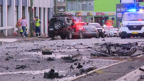 Man arrested after police pursuit ends in five car crash in Leichhardt