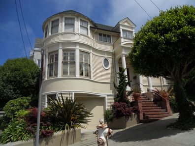 A look at the iconic San Francisco Victorian home that was used as the exterior for the Mrs Doubtfire film