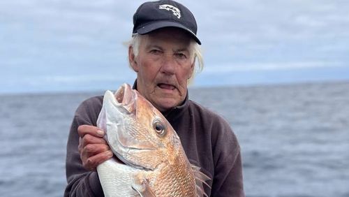 Brent Knowles foi encontrado morto em seu carro submerso após mau tempo na Nova Zelândia. 