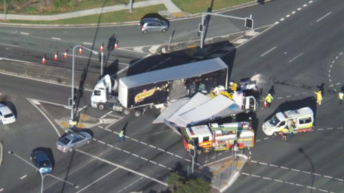 Long traffic delays in Brisbane's south after smash between two trucks blocks Beaudesert Road