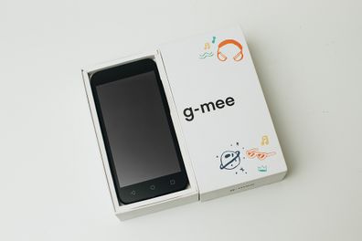 Girl using G-mee safe device for kids