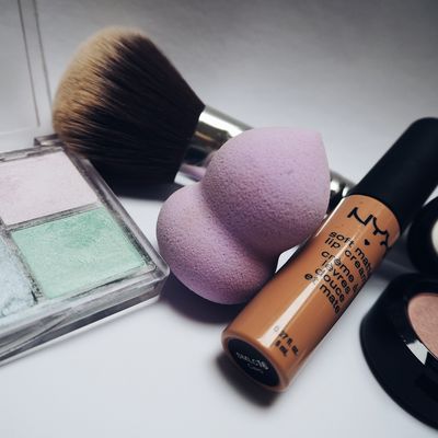 Shop Priceline's 50% skincare and makeup sales