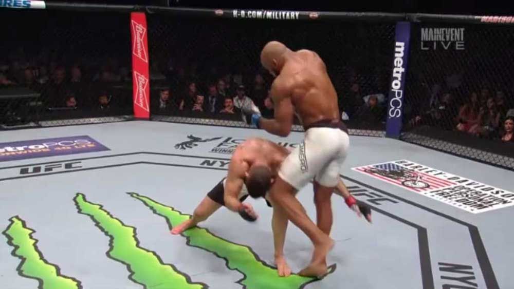 UFC: Cocky Romero hammers rival with flying knee