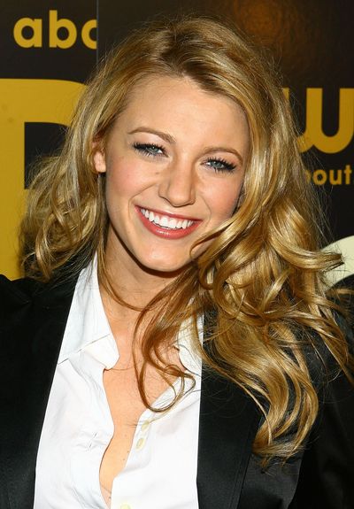 <p><em>Gossip Girl's&nbsp;</em>queen-bee Serena Van Der Woodsen played by Blake Lively, may have had never-ending on- screen woes in 2007 but her perfectly-tousled locks were never out of sorts.</p>