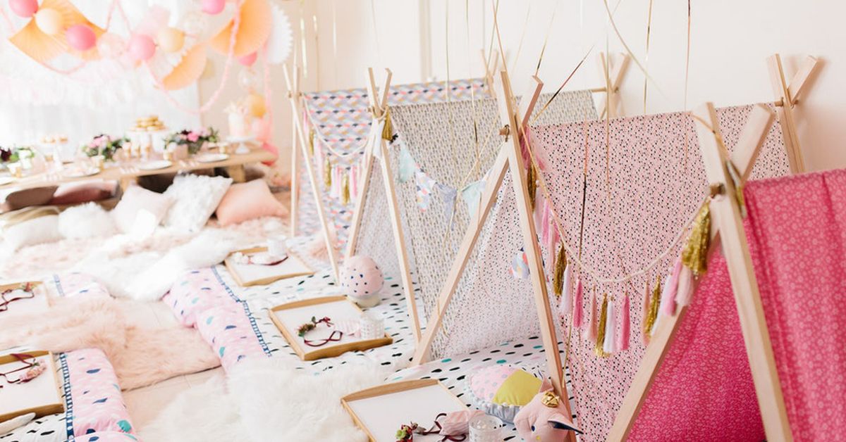 Идеи для пижамной вечеринки. День рождения в стиле пижамной вечеринки. Идеи для пижамной вечеринки. Пижамная вечеринка атрибуты. Пижамная вечеринка.