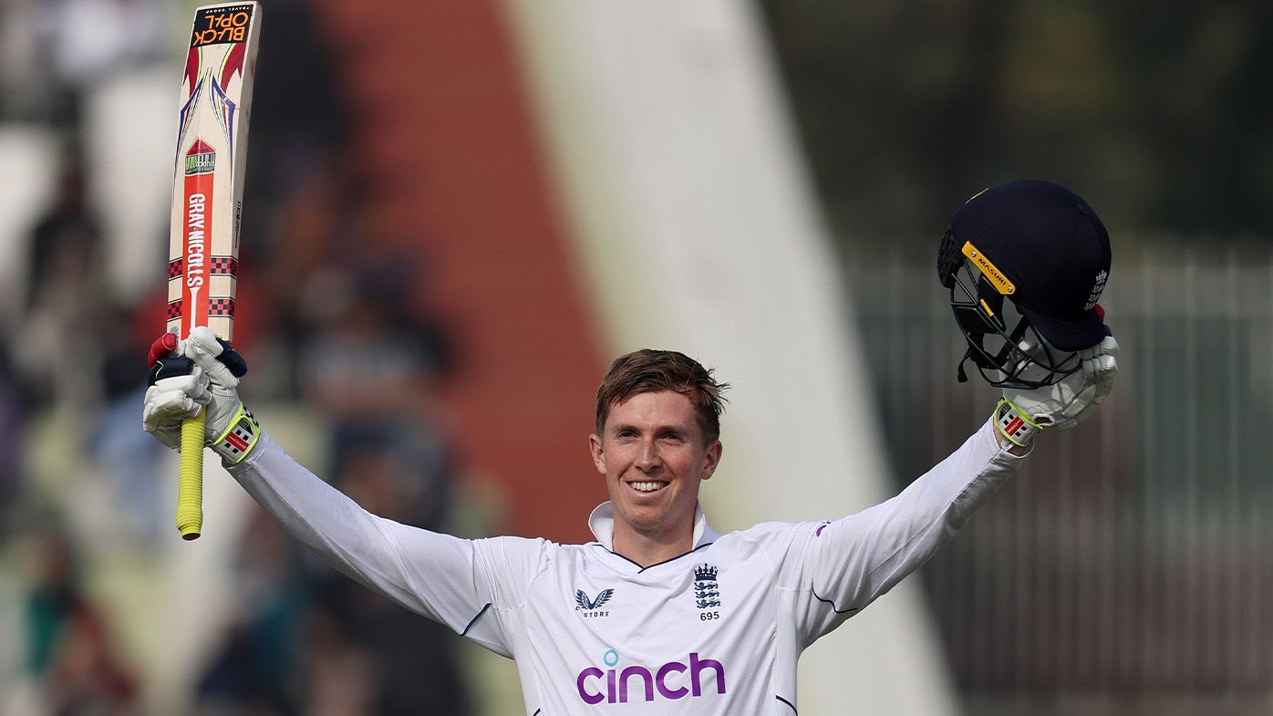 England breaks 112-year record on 'crazy' day of Test cricket against Pakistan