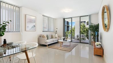 Botany apartment Domain for sale