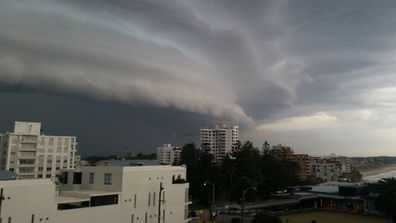 Dark clouds gathering over Cronulla. (Ben Killen)