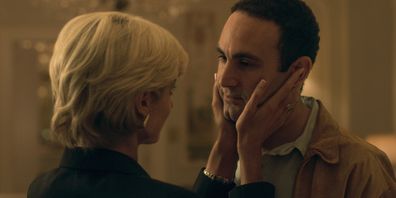 Elizabeth Debicki as Diana, Khalid Abdalla as Dodi Fayed in Season 6 of The Crown