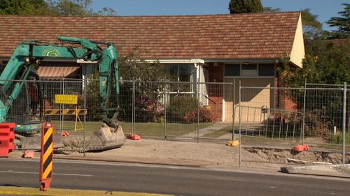 Residents have been told they can't access their driveways for three weeks. (9NEWS)