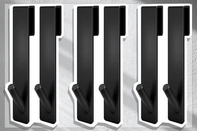 9PR: Neakhmer Shower Door Hooks, Black