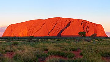 Uluru (Getty)