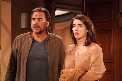 Thorsten Kaye dan Jacqueline Macinnes Wood