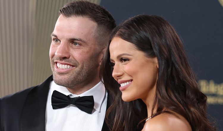 Dally M Awards 2025: Roosters Captain James Tedesco and wife Maria  Glinellis steal the show on the Dally M red carpet - 9Style