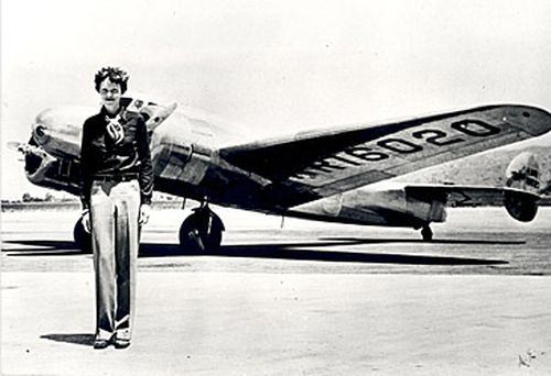 Amelia Earhart and Lockheed Electra (Getty)