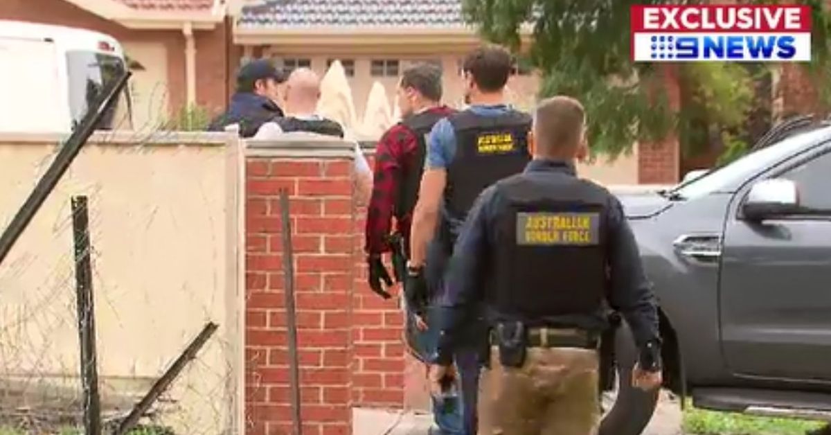 ABF bust illegal tobacco syndicate Melbourne