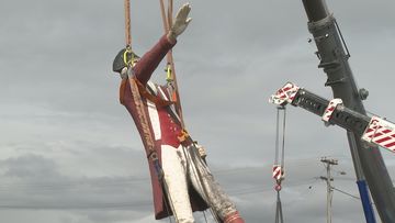 Captain Cook statue