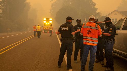 More Than 85 Fires Raging On Us West Coast As Thousands Evacuated Internewscast - oregon state police roblox