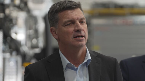 Il leader dell'opposizione Angus Taylor ha espresso il suo sostegno a Jacinta Price. 