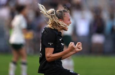 Claire Emslie #10 of Angel City FC celebrates after a goal in the first half of a game against the Portland Thorns at BMO Stadium on October 15, 2023 in Los Angeles, California. (Photo by Katharine Lotze/Getty Images)
