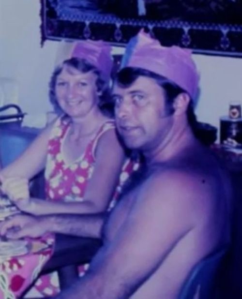 Raymond Reddington, Sharon Fulton