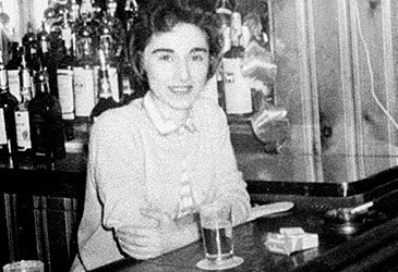 Nearly 40 witnesses ignored Kitty Genovese's murder in which city on March 13, 1964?