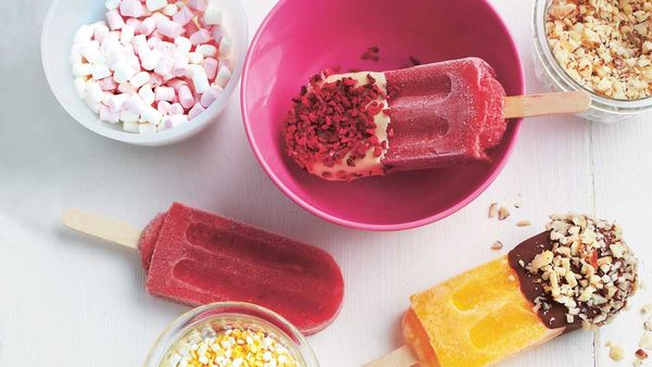 Lickalix dipping bonanza ice lollies