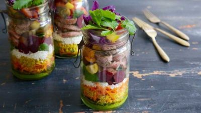 <a href="http://kitchen.nine.com.au/2016/08/25/14/42/sirloin-salad-jar" target="_top">Jacqueline Alwill's sirloin salad jar with turmeric quinoa<br />
</a>
