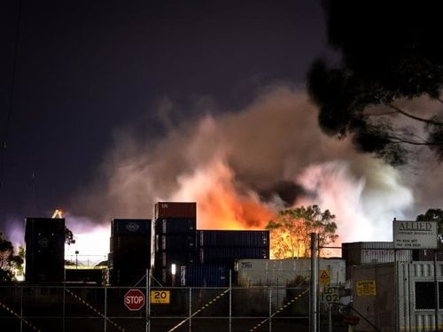 A Watch and Act alert remains in place at Footscray with residents concerned about the smoke plumes that have been giving many in the community headaches and nausea. 