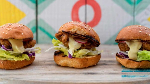 Tom Walton's lamb karaage sliders with wasabi mayo, shredded cabbage and radish_recipe