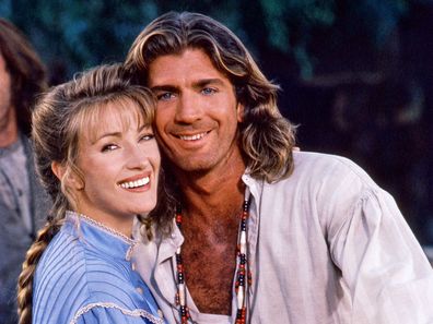 LOS ANGELES - 1 JANUARI: Dr. Quinn, Wanita Pengobatan. Serial drama barat keluarga televisi CBS. Episode perdana disiarkan 1 Januari 1993. Dari kiri adalah Jane Seymour (sebagai Dr. Quinn) dan Joe Lando (sebagai Byron Sully). (Foto oleh CBS melalui Getty Images)