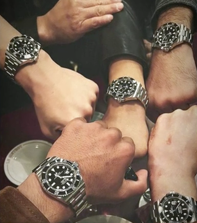 Reeves reportedly bought stuntmen on the film authentic Rolex watches.