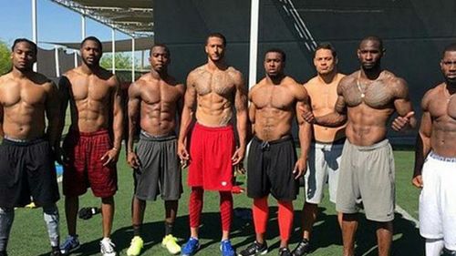 Hayne at home with 49ers teammates