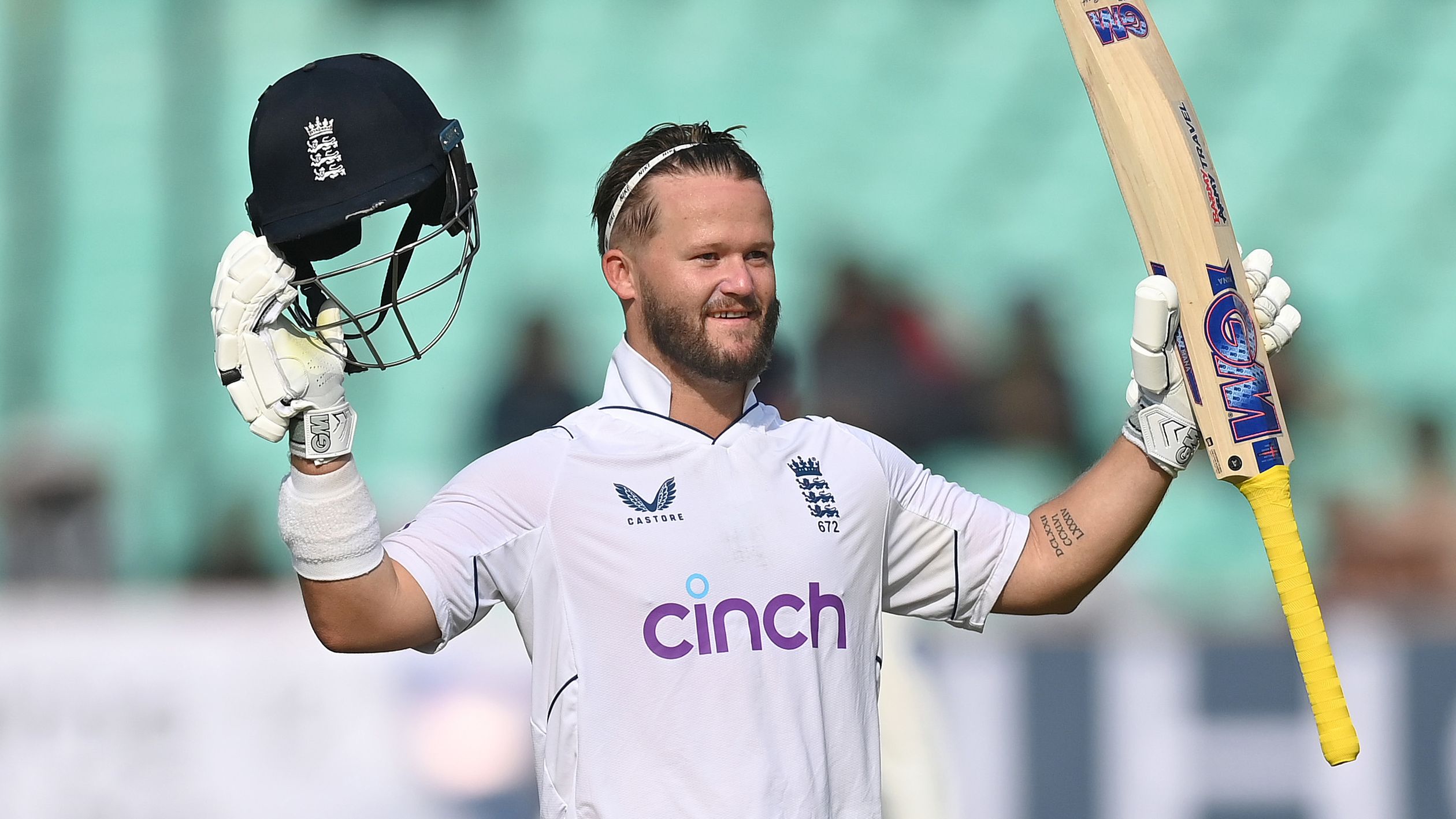 'Completely bonkers': Records tumble as Ben Duckett smashes 133 against India in third Test