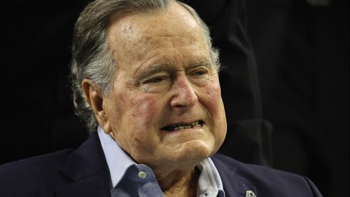 Former US President George H.W. Bush back in hospital with pneumonia