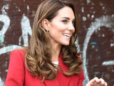 Kate Middleton glossy hair bouncy blow dry