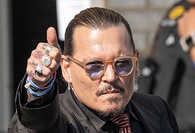 Johnny Depp outside Fairfax County Circuit Court (Getty)