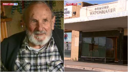 Elderly jewellery store owner injured during daylight robbery in Melbourne