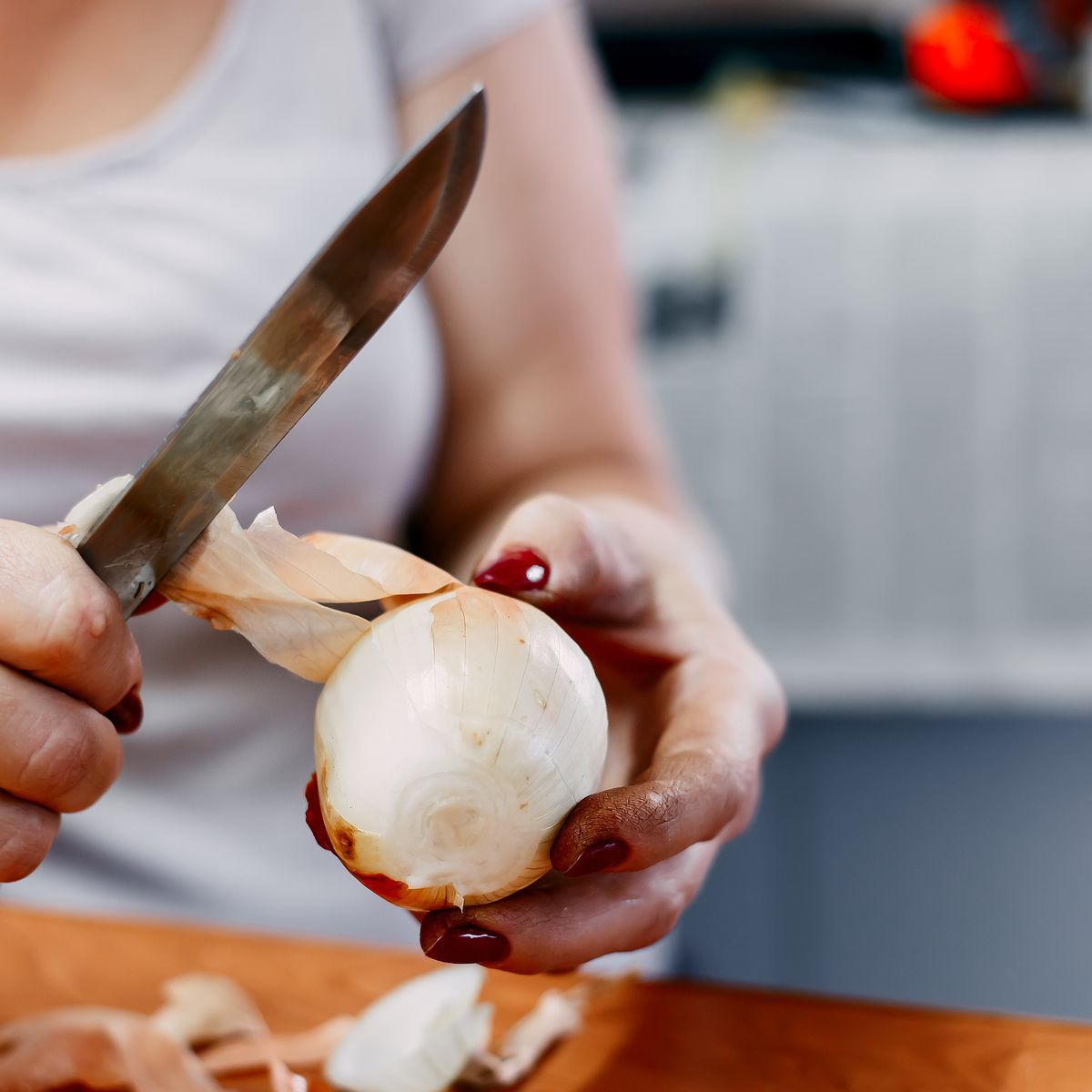 How To Cut Onions Without Crying