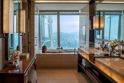 5. The Ritz-Carlton, Hong Kong