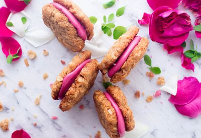 Anzac berry sandwich biscuits